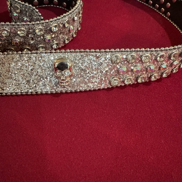 Rhinestone Skull Belt - Picture 4 of 4